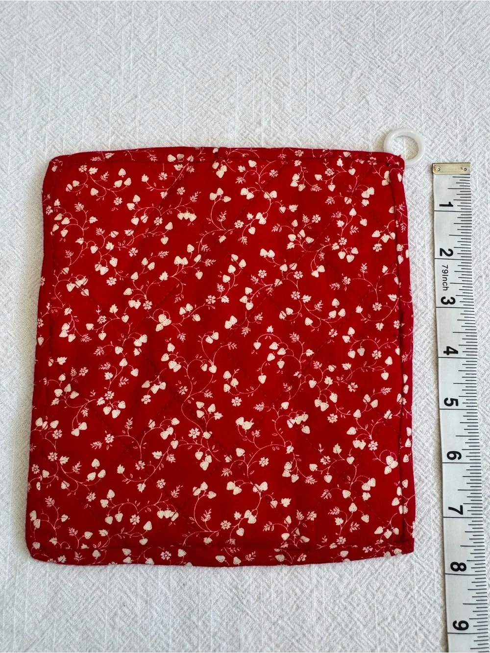 Handmade 2 Piece Vintage-Style Potholder and Oven Mitt. Great Condition!